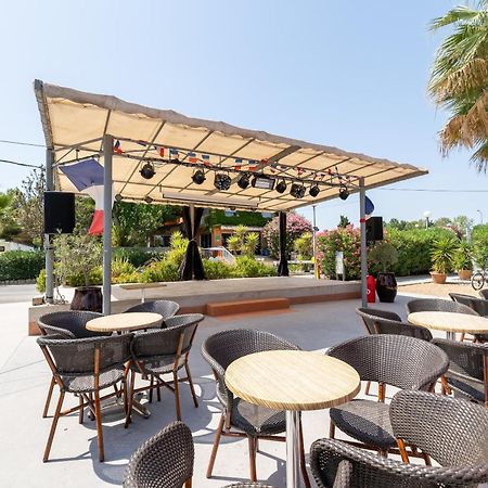Camping Beau Rivage Hotel Meze Bagian luar foto