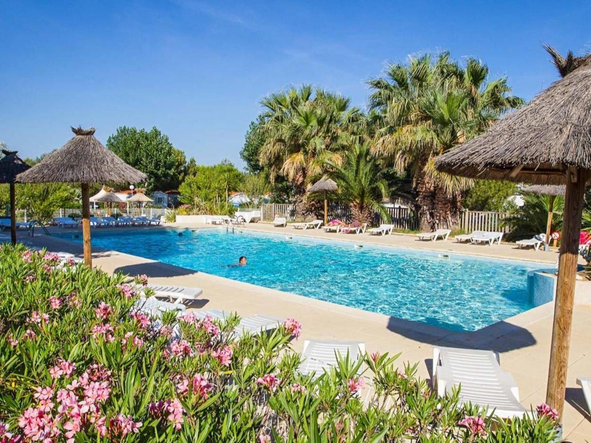 Camping Beau Rivage Hotel Meze Bagian luar foto
