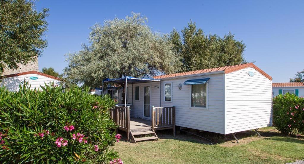 Camping Beau Rivage Hotel Meze Bagian luar foto