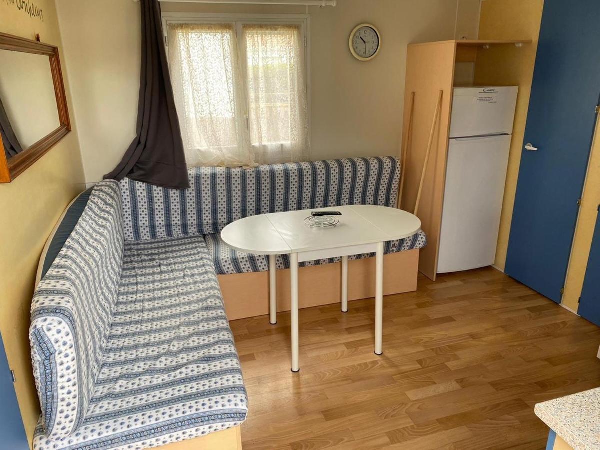Camping Beau Rivage Hotel Meze Bagian luar foto