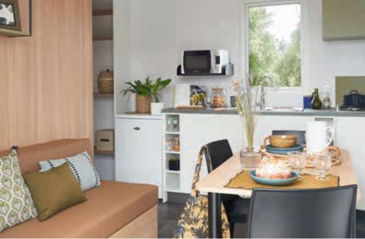 Camping Beau Rivage Hotel Meze Bagian luar foto