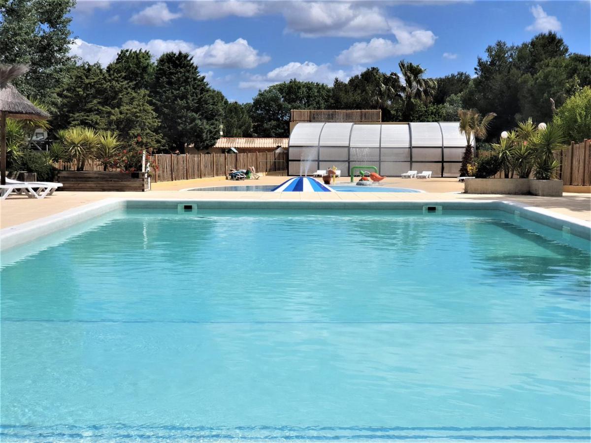 Camping Beau Rivage Hotel Meze Bagian luar foto