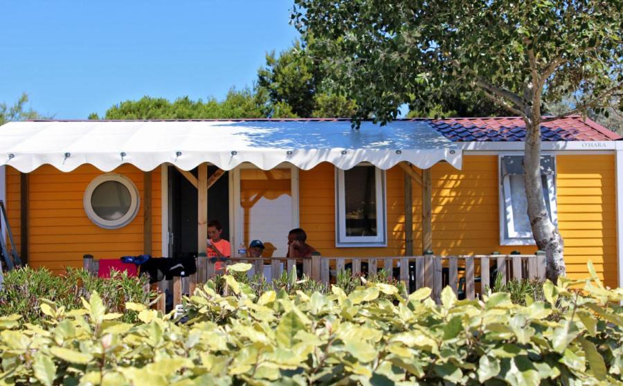 Camping Beau Rivage Hotel Meze Bagian luar foto